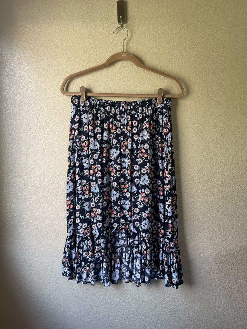 LOFT Petites Womens Medium MP Navy Floral Ruffle Hem Midi Rayon Skirt Modest